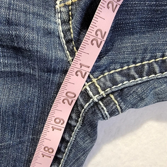 Trademark H Cropped Denim Jeans Logo Embroidered Cuffed Medium  Wash Size 29 - Picture 15 of 15